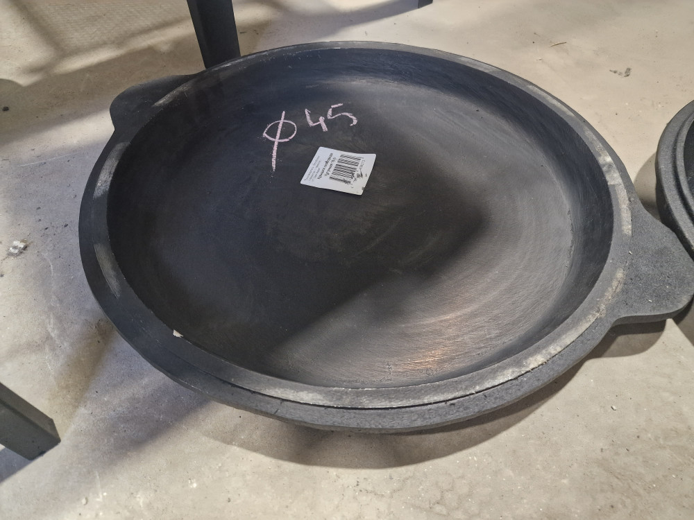 20230704_125344 Cast iron Uzbek pan 450×50mm - Image 1