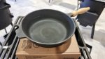 Cast iron pan 240x60mm with removable handle